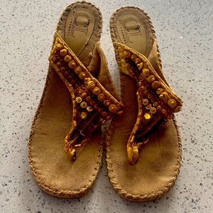 Laundry Sandler size 8.5